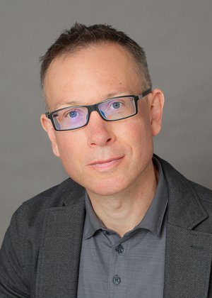 Bart van Es, photo by Keith Barnes.jpg