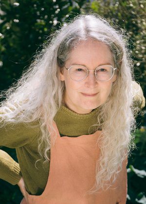 Elizabeth Know, photo by Ebony Lamb.jpg