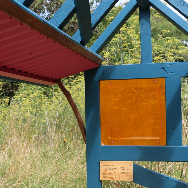 Paekākāriki Hut